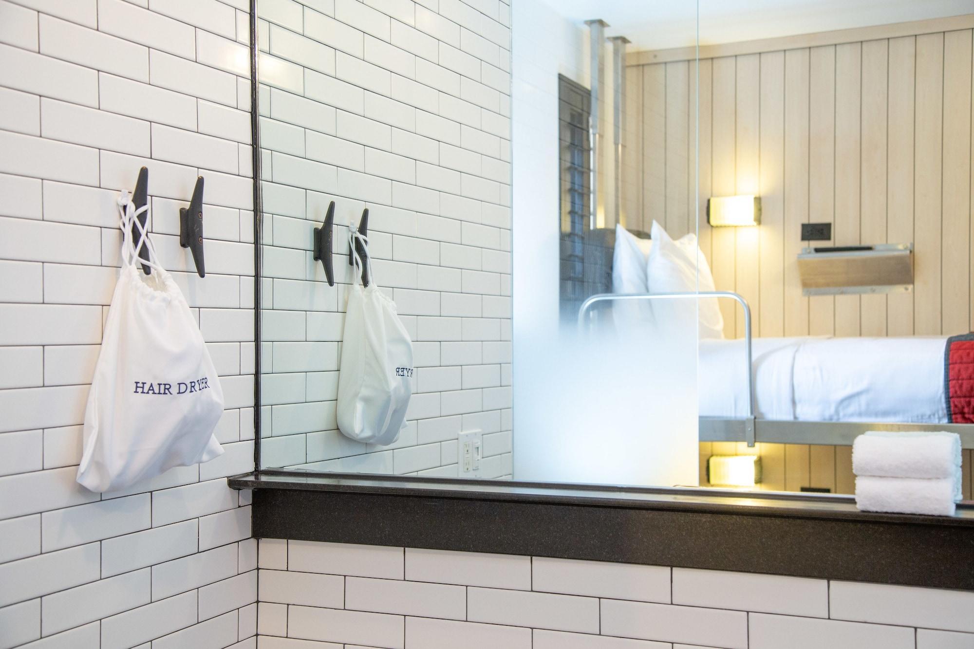 Pod 39 Hotel New York Bagian luar foto