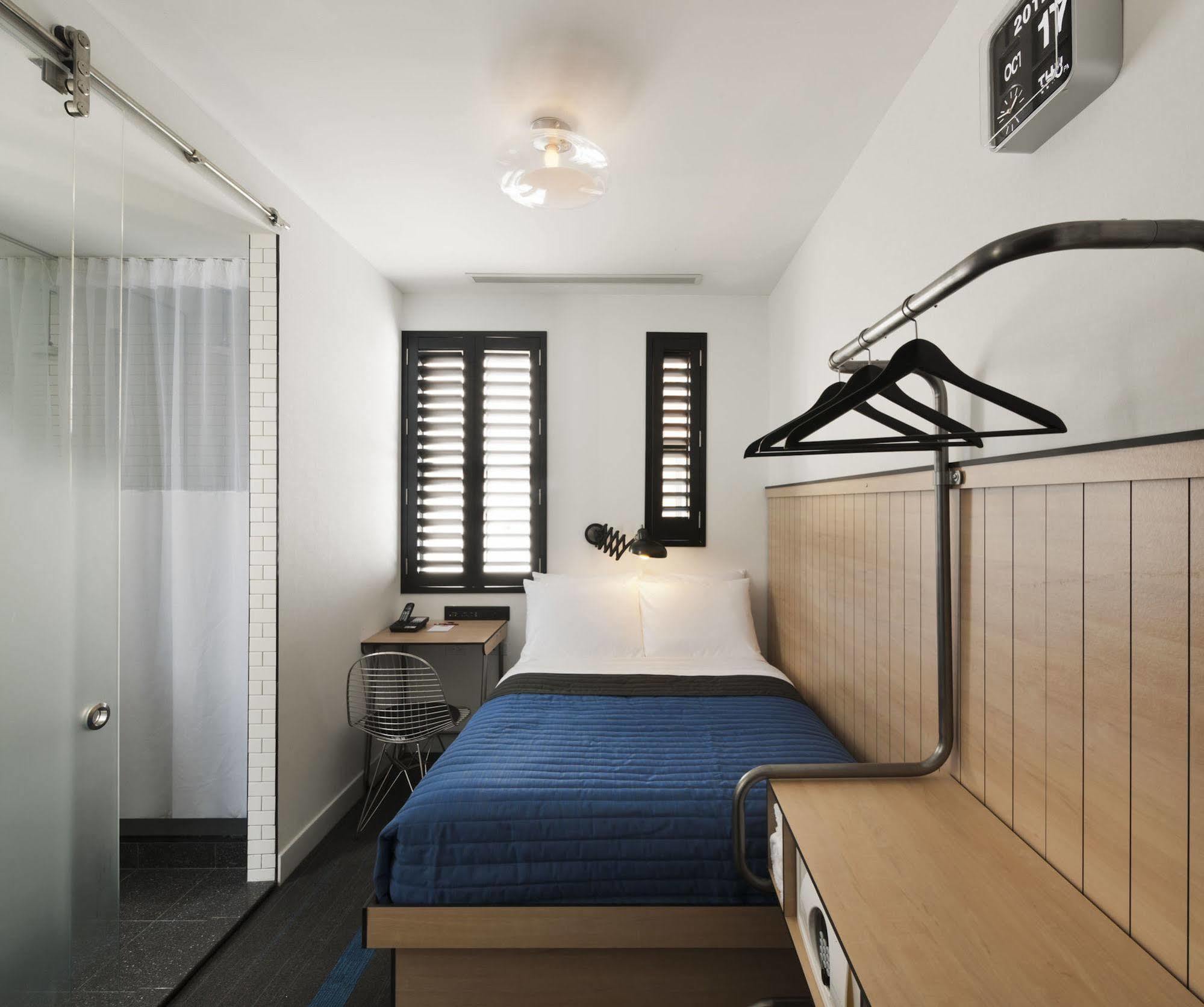 Pod 39 Hotel New York Bagian luar foto