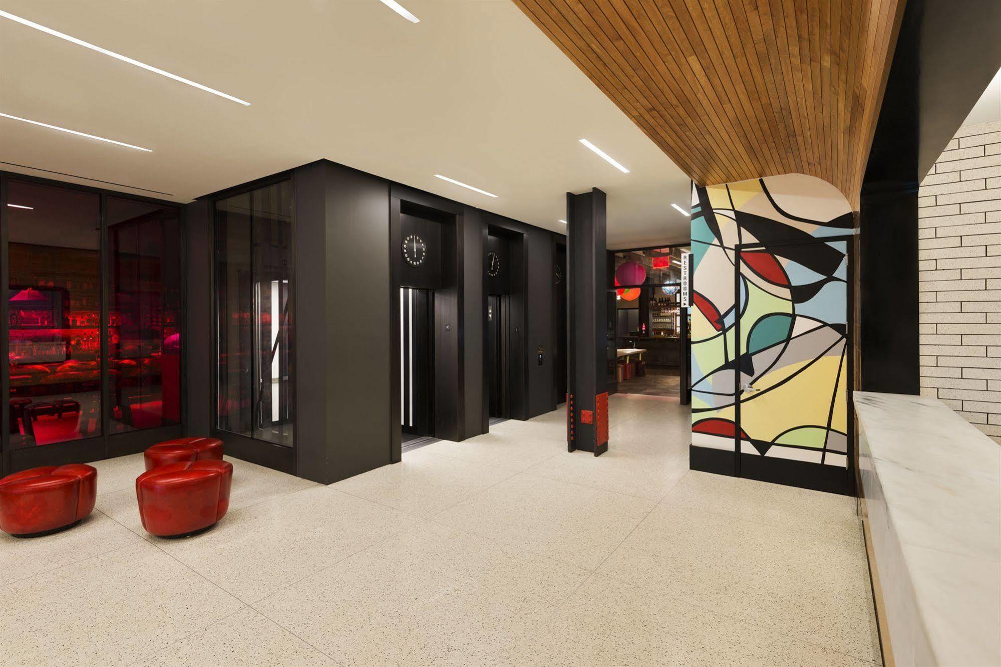 Pod 39 Hotel New York Bagian luar foto
